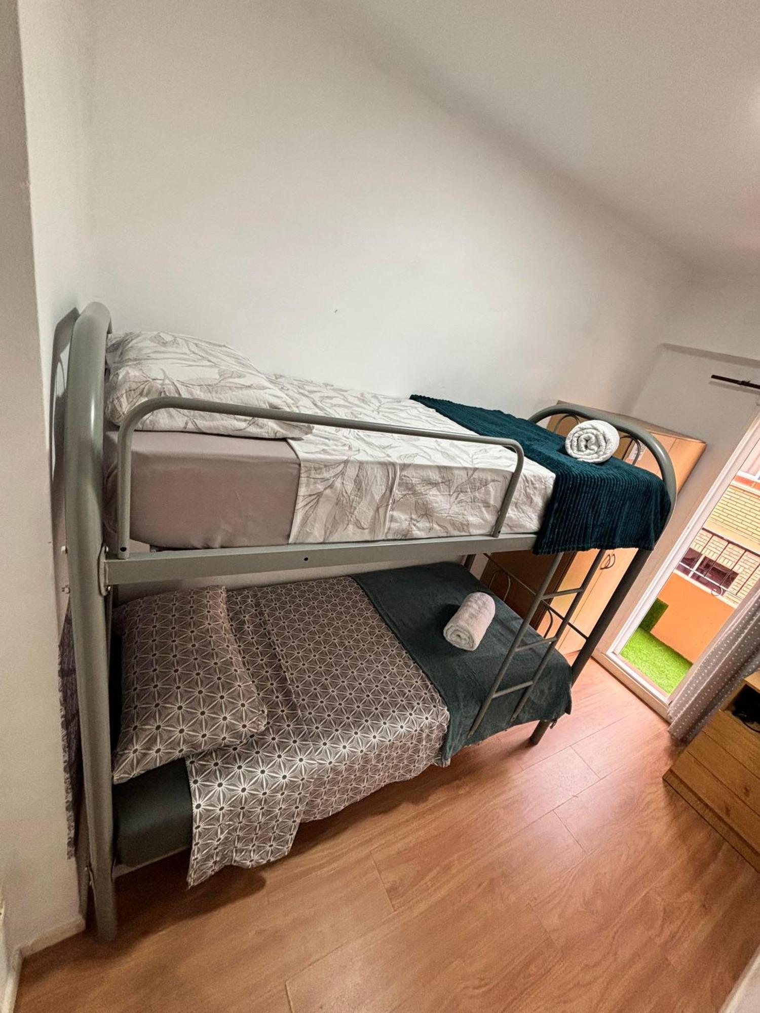 Cute And Cosy Apartment Valenza Esterno foto